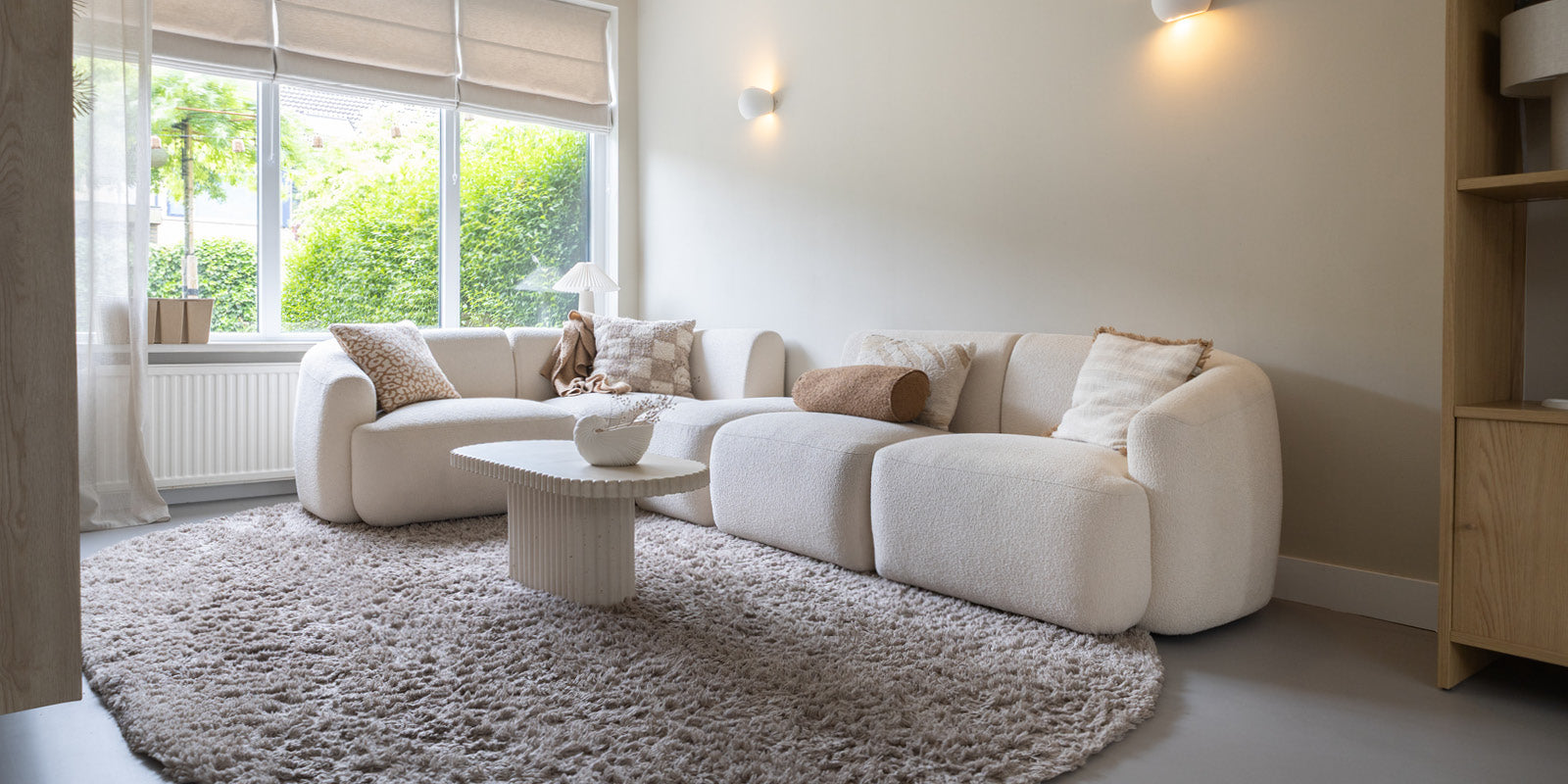 Binnenkijken bij Mariët: een warm en stijlvol beige interieur