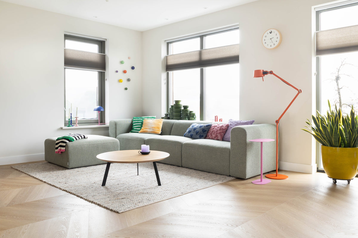 Kleine modulaire bank kiezen voor een compacte woonkamer